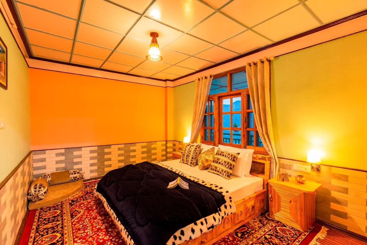 Zostel Homes Kotkhai Shimla Exterior foto